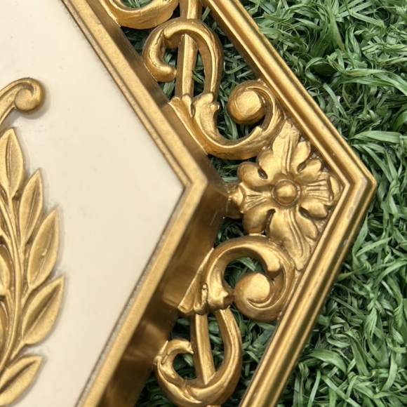 Vintage Dart Syroco Gold Diamond Floral & Violin Wall Plaques Set No. 4271 - Picture 7 of 11